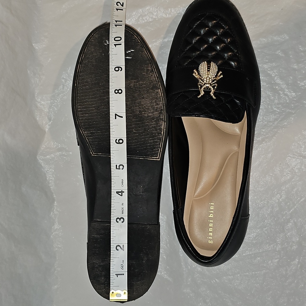 gianni bini Women's 9.5M Black Loafers with Beetle Embellishment Used - Picture 15 of 15